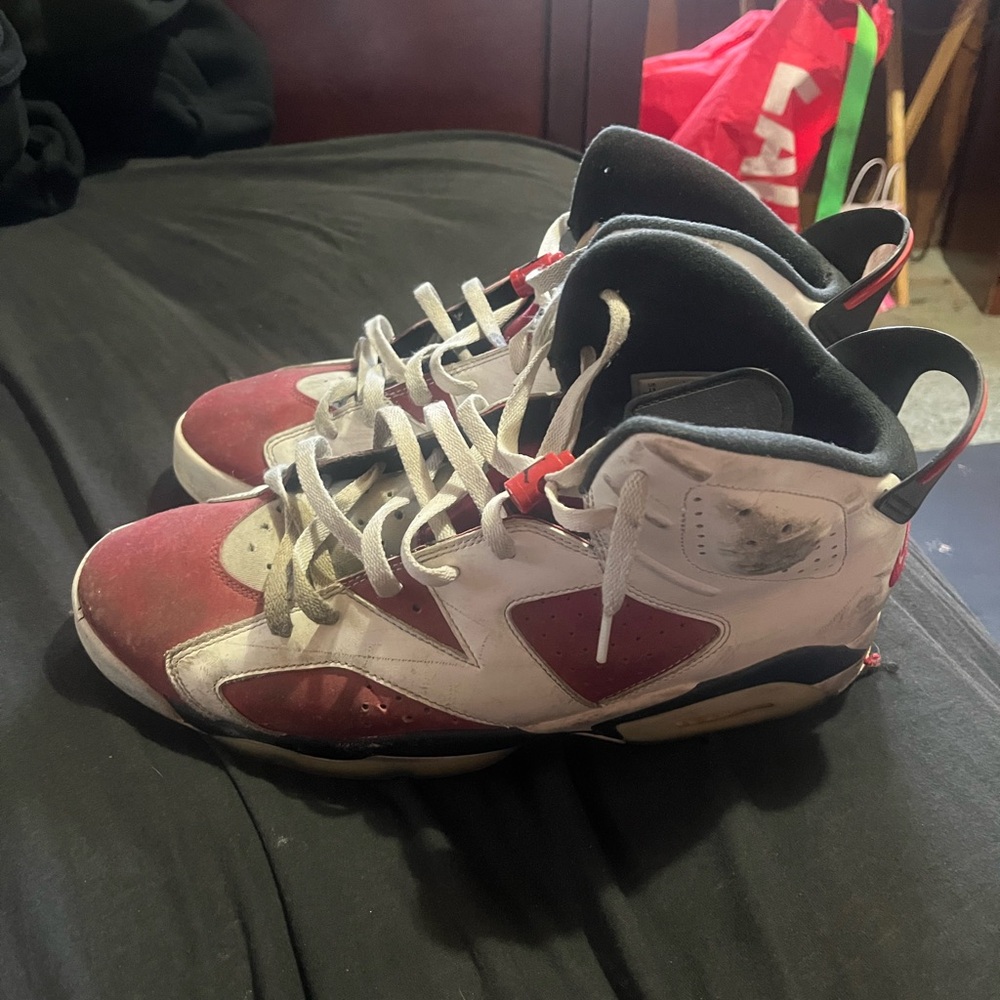 Jordan 6 carmine 
Size 13
Need them gone
